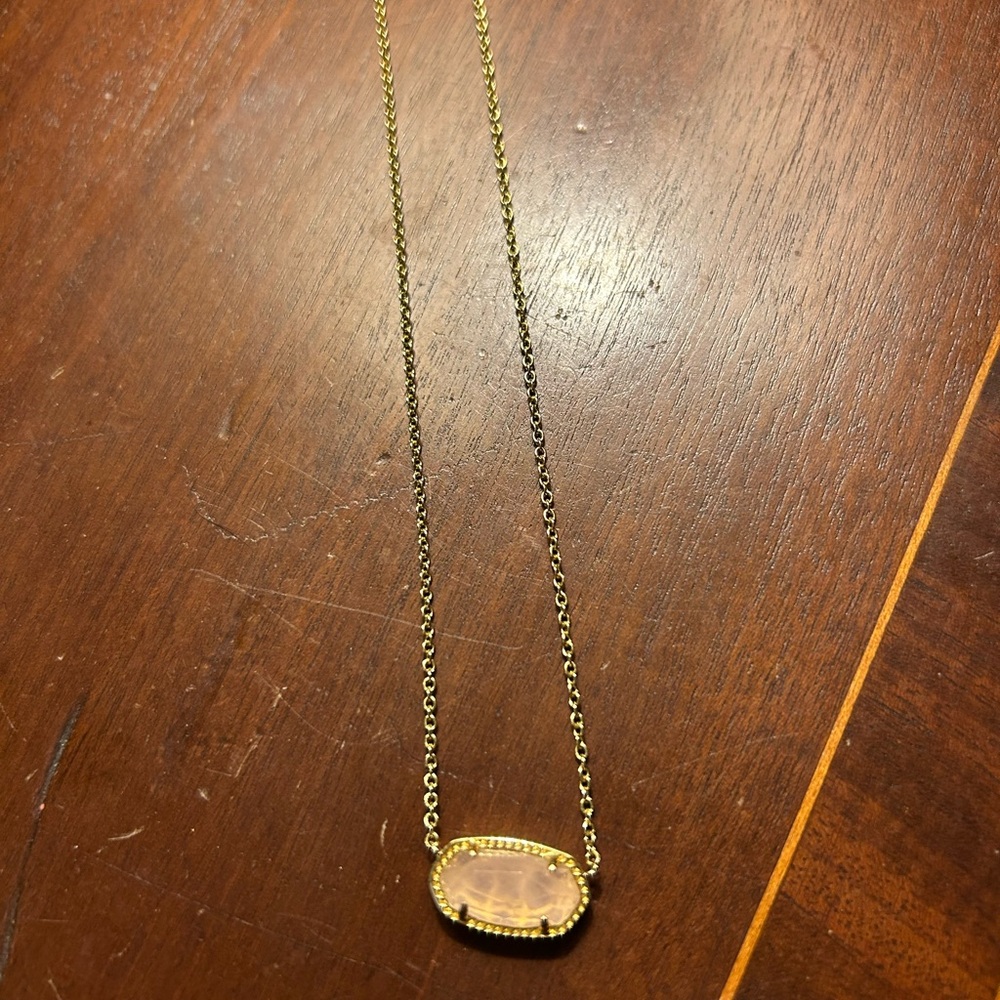 Kendra Scott Gold and Pink Necklace with Elegant Pendant